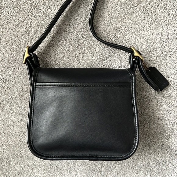 *SOLD* Vintage Coach Black Legacy Small Flap 9965 - Picture 6 of 15